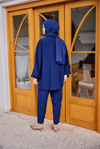 Cebi Taş Detaylı Takım Lacivert