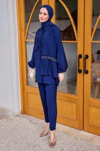 Cebi Taş Detaylı Takım Lacivert