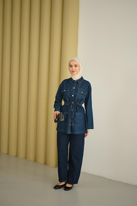 Cep Detay Bel Bağlamalı Kot Takım Lacivert