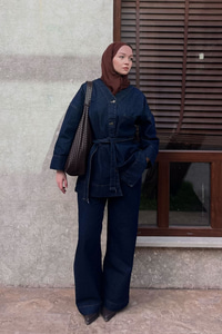 Cep Detay Bel Bağlamalı Kot Takım Lacivert