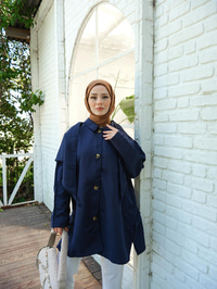 Cep Detay Pelerinli Ceket Lacivert