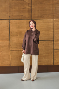 Cep Ve Yaka Detay Yarım Fermuarlı Sweat Kahverengi