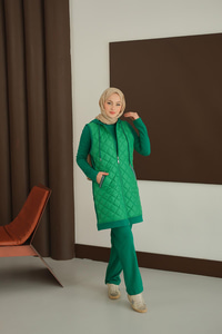 Cepleri Sim Detay Yelekli Takım Yeşil