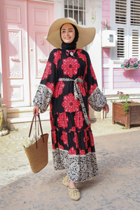 Çiçek Baskılı Elbise Siyah