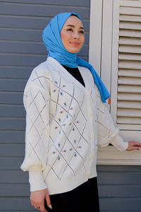 Çiçek Baskılı Triko Hırka Beyaz