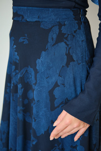 Çiçek Desen Astarlı Şifon Etek Lacivert