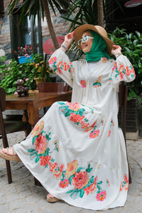 Çiçek Desen Elbise Krem-Fuşya