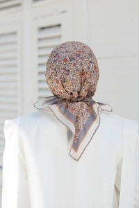 Çicek Desen Soft Eşarp Vizon