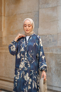 Çicek Desenli Elbise Lacivert