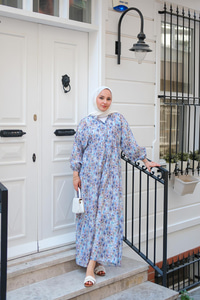 Çicek Desenli Elbise Mavi