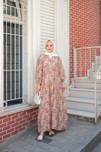 Çicek Desenli Elbise Sarı