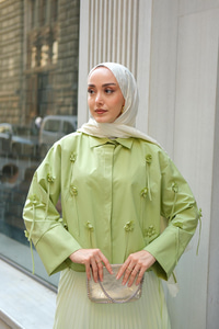 Çicek Desenli Gömlek Fıstık Yeşil