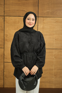 Çiçek desenli Jakar Gömlek Siyah