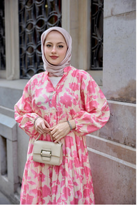 Çicek Desenli Viskon Elbise Pembe