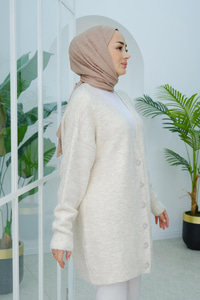 Çicek Düğme Detaylı Buklet Hırka Ekru