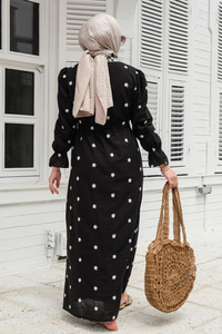 Çiçek Nakış Detay Elbise Siyah