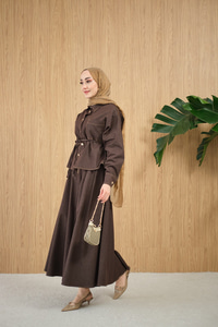 Çift Cep Detay Bel Bağlamalı Kot Takım Kahverengi