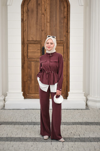 Çift Cep Detaylı Gizli Düğmeli Parçalı Takım Mürdüm