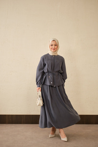 Çift Cep Görünümlü Bel Bağlamalı Etekli Takım Gri