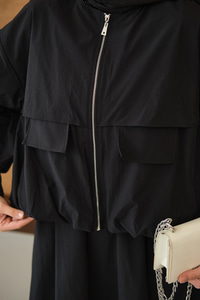 Çift Cep Görünümlü Fermuarlı Etekli Takım Siyah