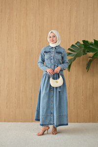 Çift Cepli Bel Büzgü Ve Dikiş Detay Boydan Düğmeli Kot Elbise Buz Mavi