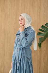 Çift Cepli Bel Büzgü Ve Dikiş Detay Boydan Düğmeli Kot Elbise Buz Mavi