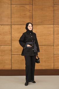 Çift Cepli Gold Düğme Detay Bel Bağlamalı Takım Siyah