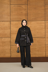 Çift Cepli Gold Düğme Detay Bel Bağlamalı Takım Siyah