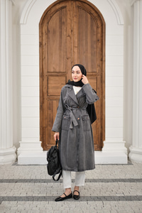 Çift Cepli Omuz Apolet Detay Bel Bağlamalı Kot Trenç Füme