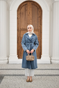 Çift Cepli Omuz Apolet Detay Bel Bağlamalı Kot Trenç Buz Mavi