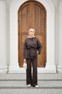 Çift Cepli Pantolonlu Takım Kahverengi