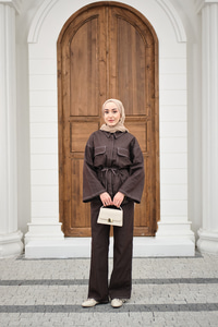 Çift Cepli Pantolonlu Takım Kahverengi