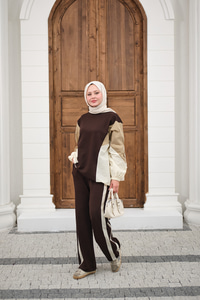 Çift Garni Detaylı Takım Kahverengi