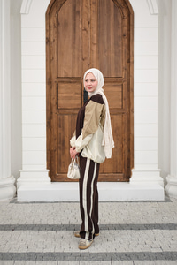 Çift Garni Detaylı Takım Kahverengi