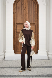 Çift Garni Detaylı Takım Kahverengi