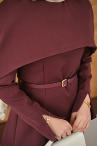 Çıkarılabilir Pelerin Detaylı Takım Bordo