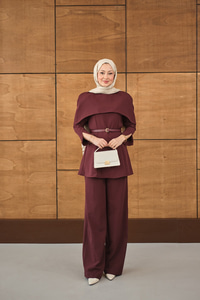 Çıkarılabilir Pelerin Detaylı Takım Bordo