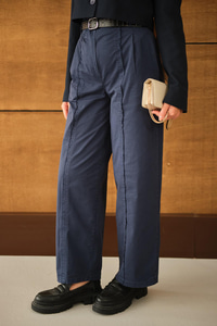 Çima Detaylı Kemerli Pantolon Lacivert