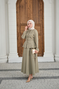 Çıtçıtlı Dikiş Detay Etekli Takım Küf Yeşil