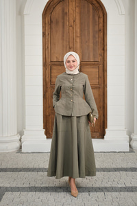 Çıtçıtlı Dikiş Detay Etekli Takım Yeşil