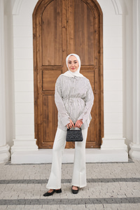 Çizgi Desenli Sim Detay Gömlek Siyah