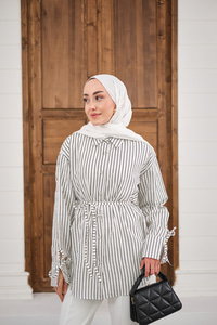 Çizgi Desenli Sim Detay Gömlek Siyah