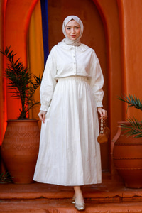 Çizgi Detay Gömlekli Takım Beyaz