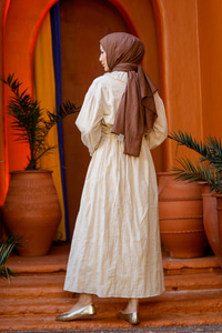 Çizgi Detay Gömlekli Takım Krem