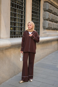 Çizgi Detay İkili Takım Kahverengi