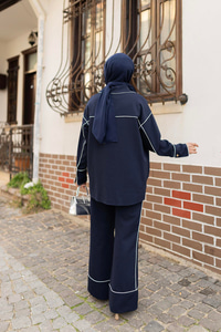 Çizgi Detay İkili Takım Lacivert