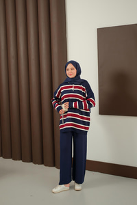 Çizgi Düğme Detay Takım Lacivert