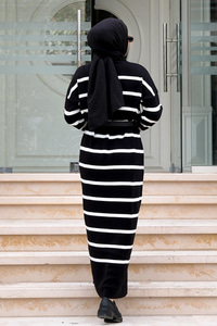 Çizgili Balıkçı Yaka Triko Elbise Siyah