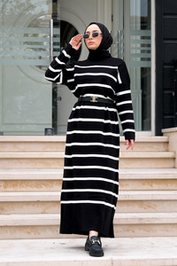 Çizgili Balıkçı Yaka Triko Elbise Siyah