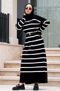 Çizgili Balıkçı Yaka Triko Elbise Siyah